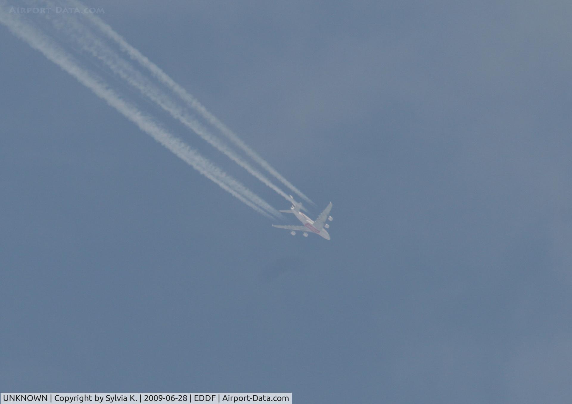 UNKNOWN, Contrails Various C/N Unknown, Emirates A380