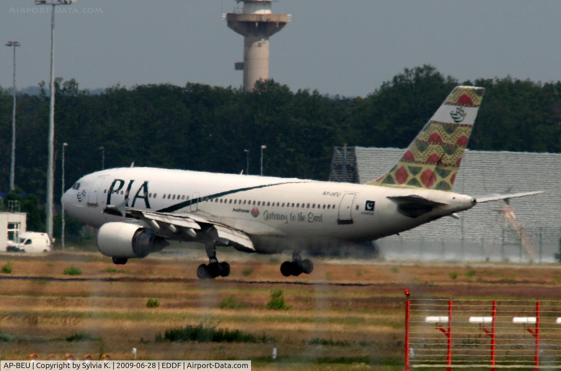AP-BEU, 1994 Airbus A310-308 C/N 691, PIA