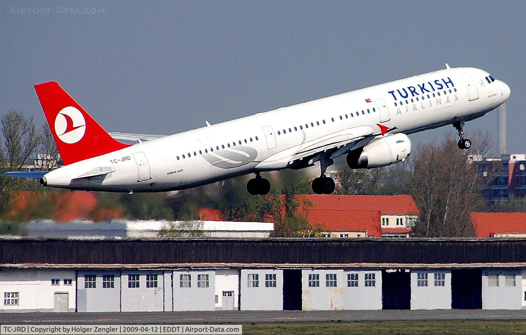 TC-JRD, 2007 Airbus A321-231 C/N 3015, Up and away to Istanbul