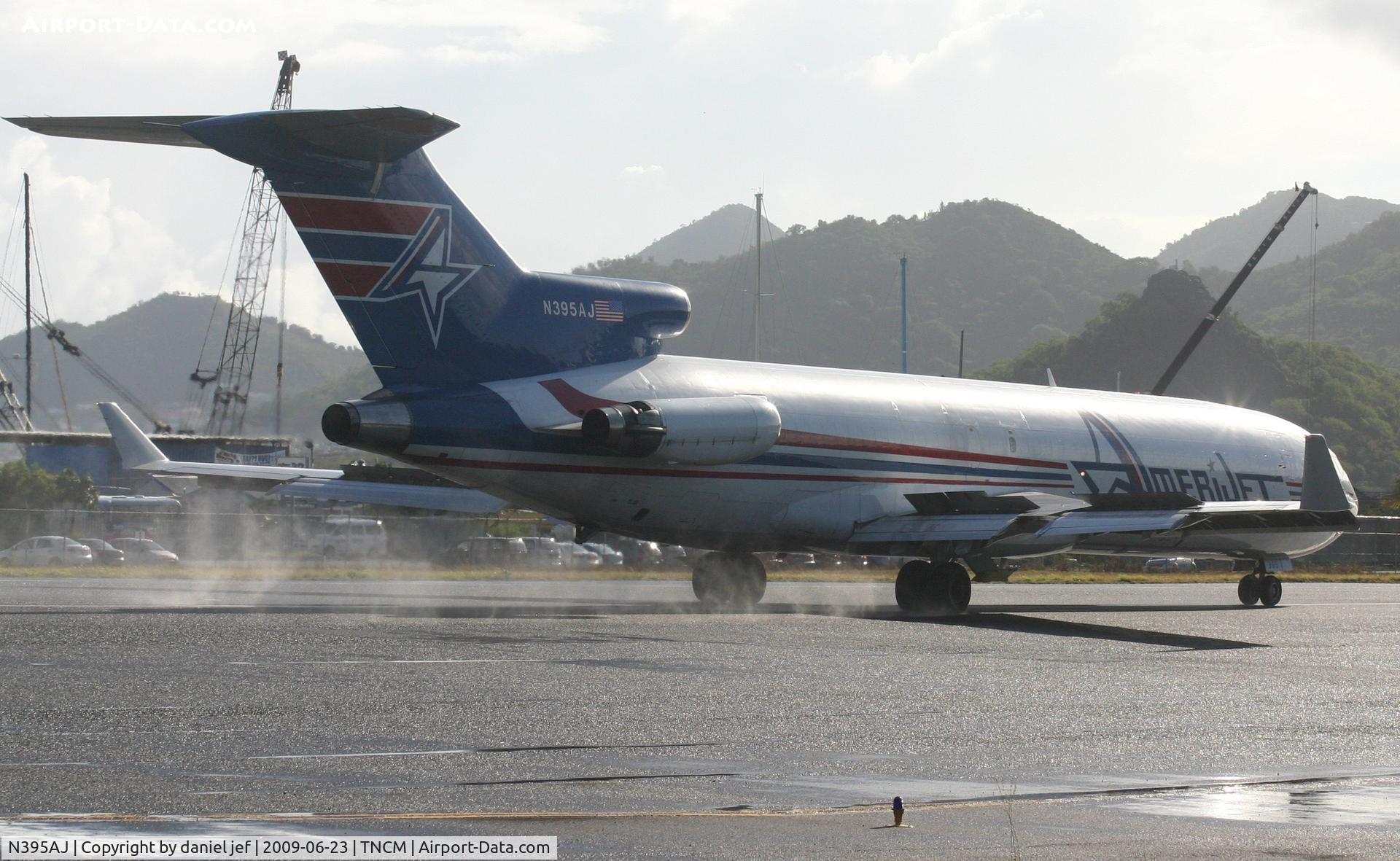 N395AJ, 1975 Boeing 727-233F C/N 21100, Landing 10