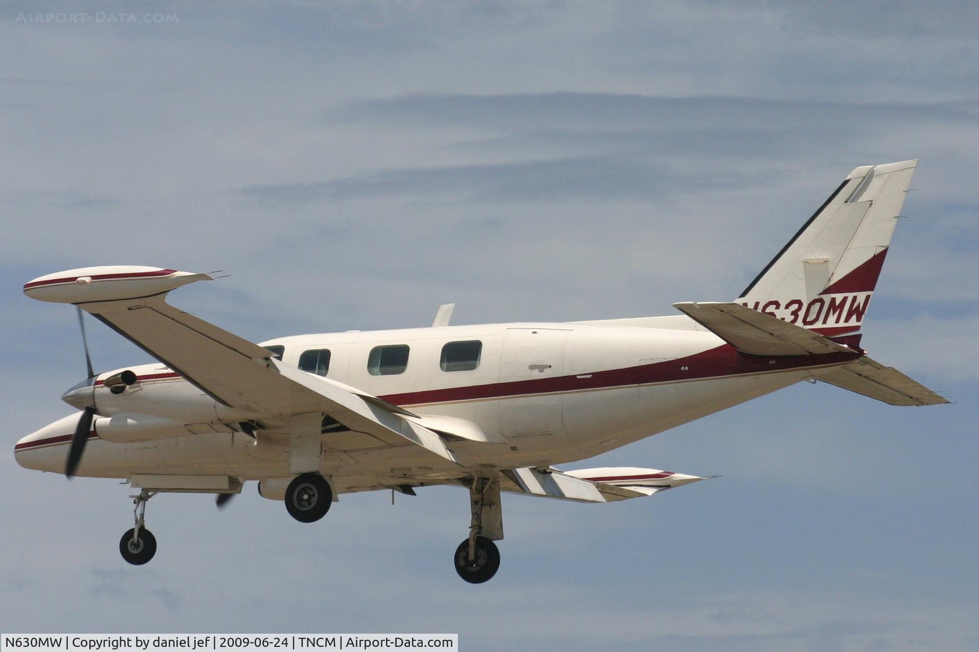 N630MW, Piper PA-31T Cheyenne II C/N 31T-8166011, Landing 10