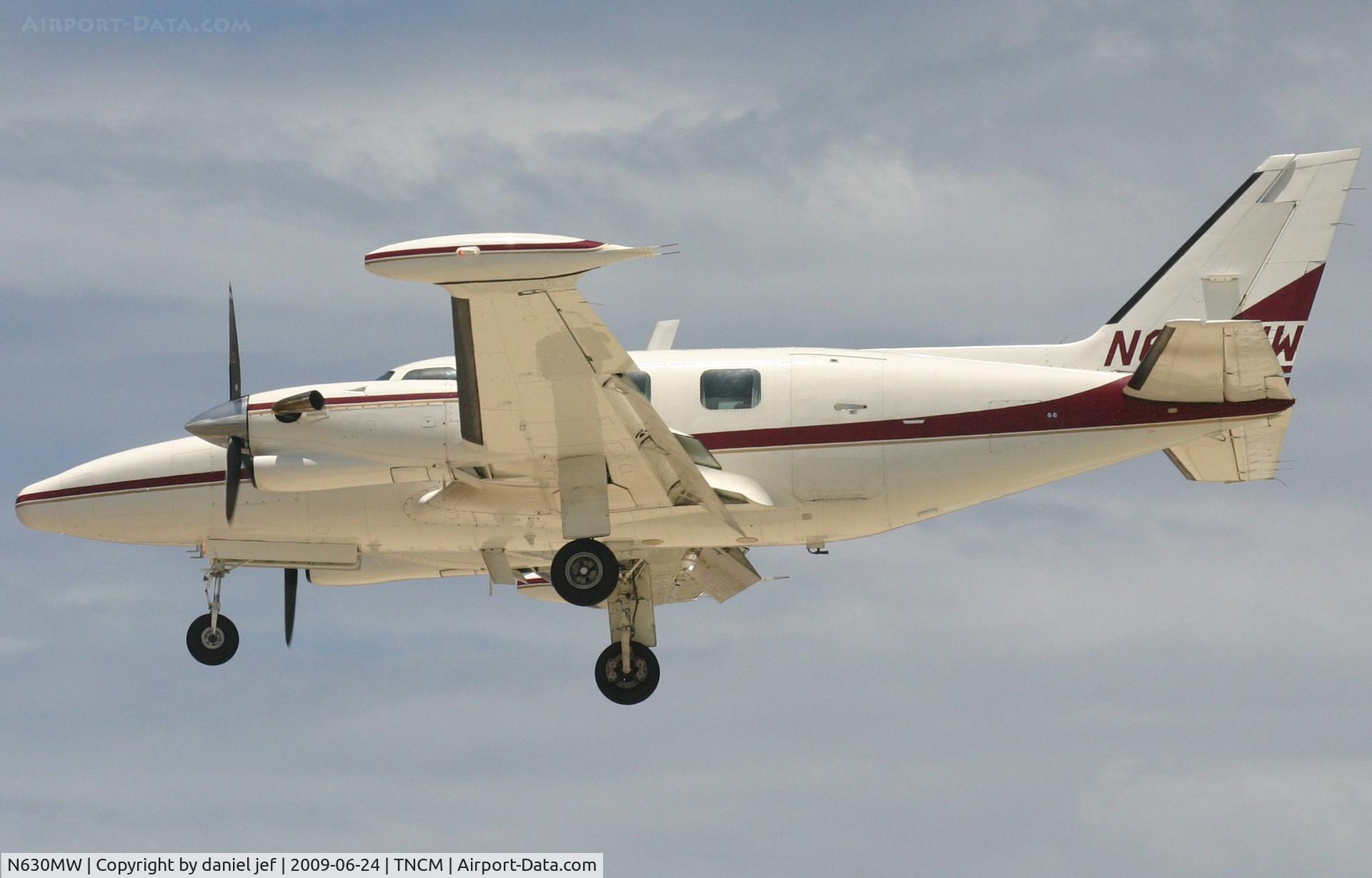 N630MW, Piper PA-31T Cheyenne II C/N 31T-8166011, Landing 10