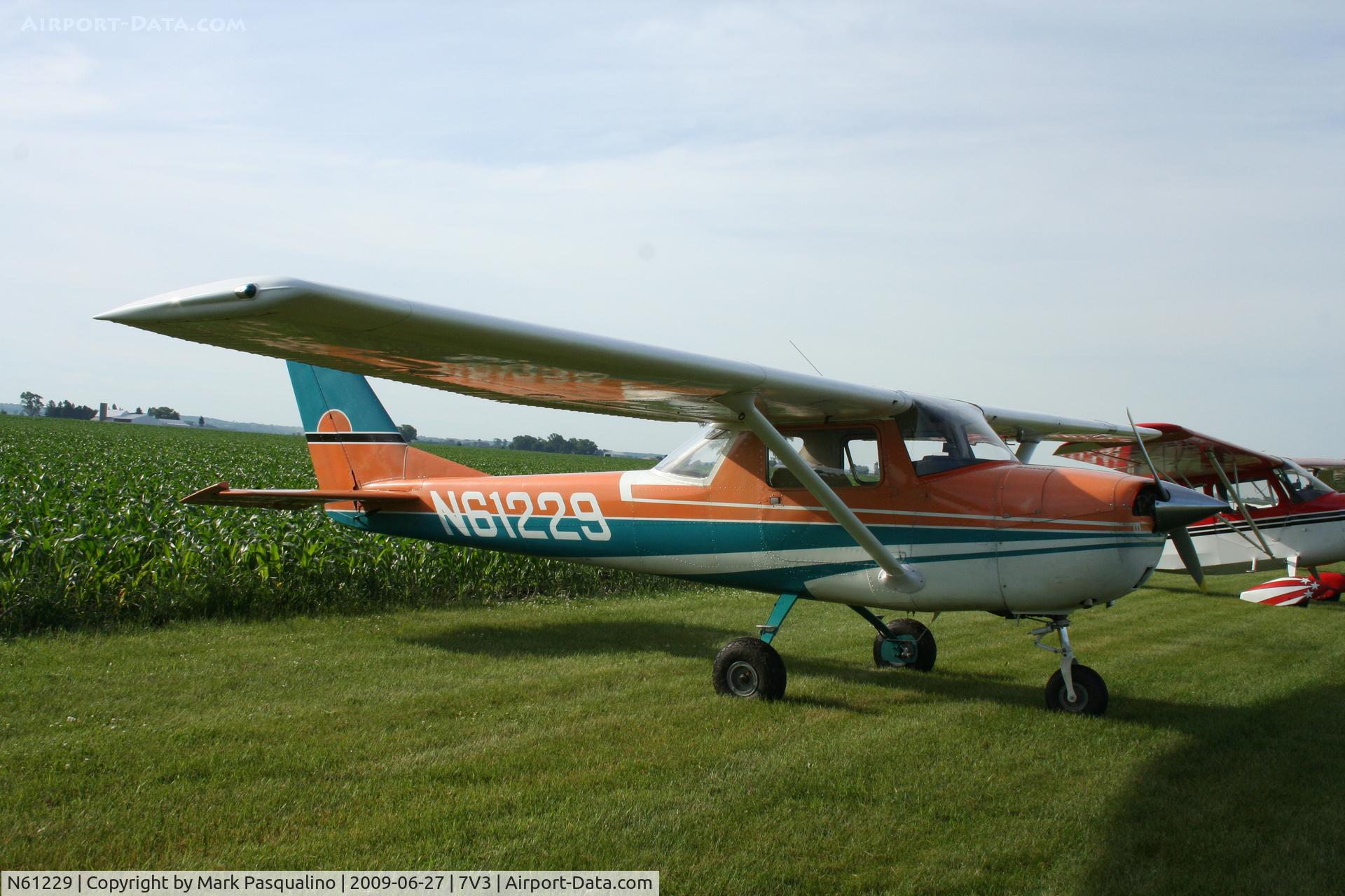 N61229, 1969 Cessna 150J C/N 15070902, Cessna 150