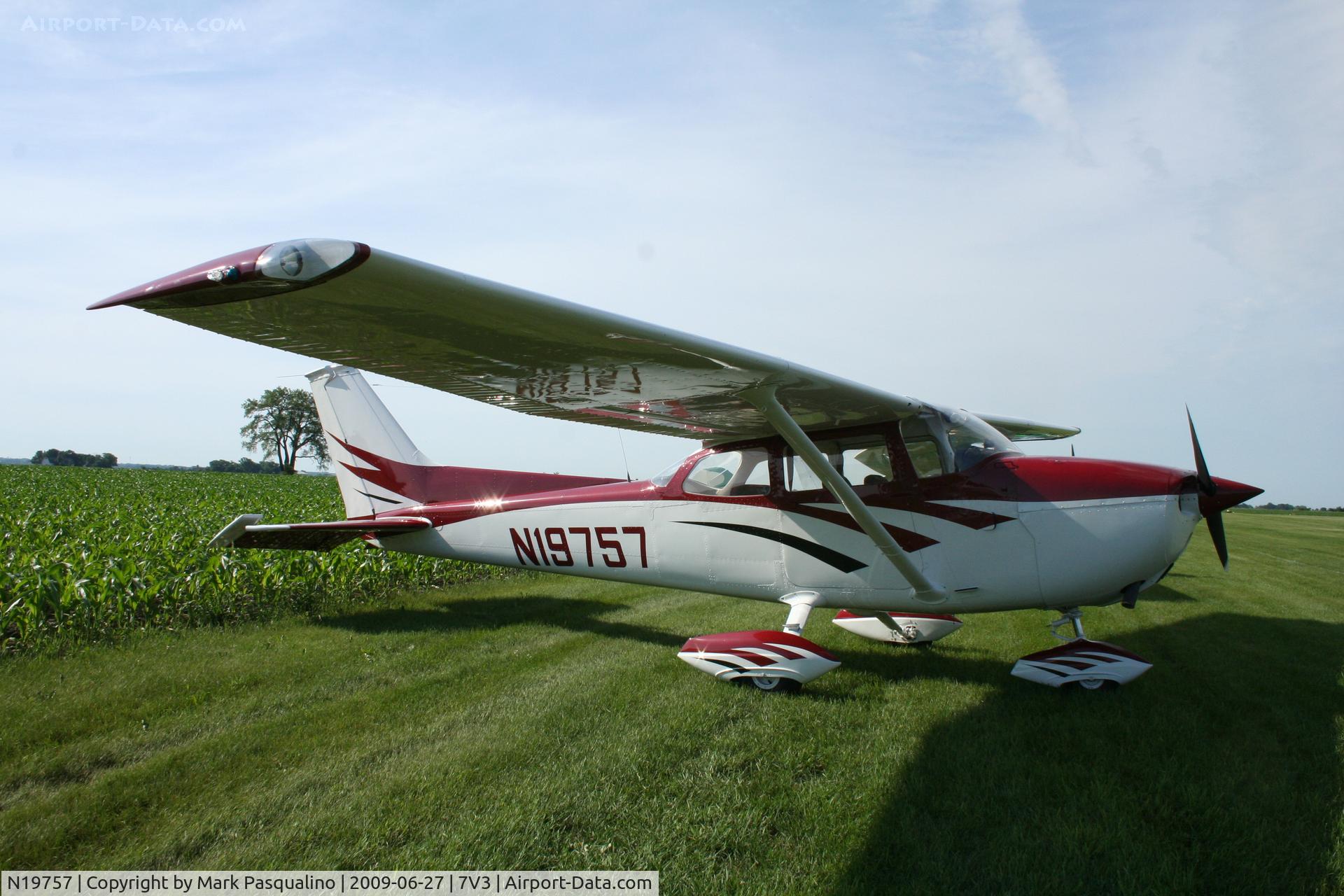 N19757, 1972 Cessna 172L C/N 17260726, Cessna 172