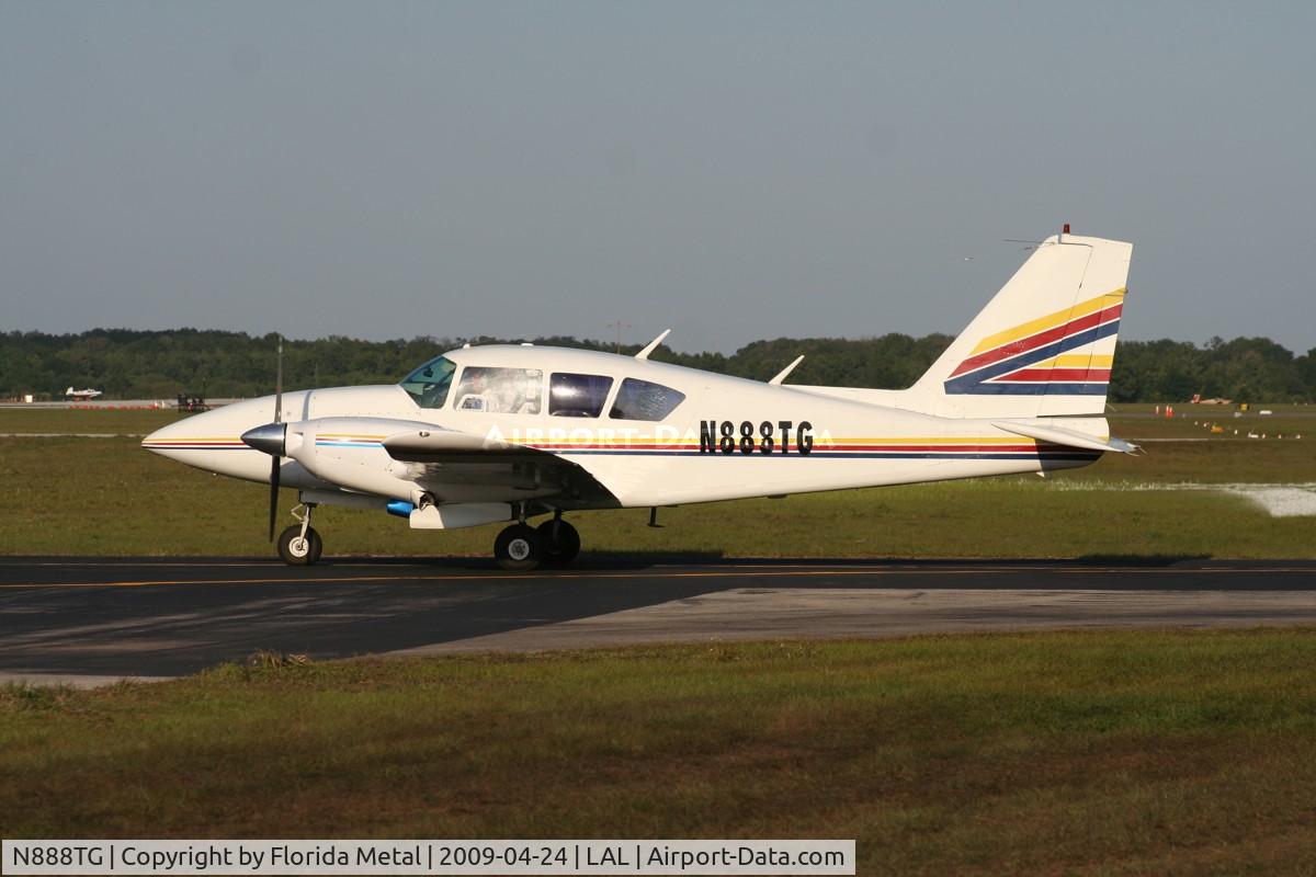 N888TG, 1976 Piper PA-23-250 C/N 27-7654032, Piper PA-23-250