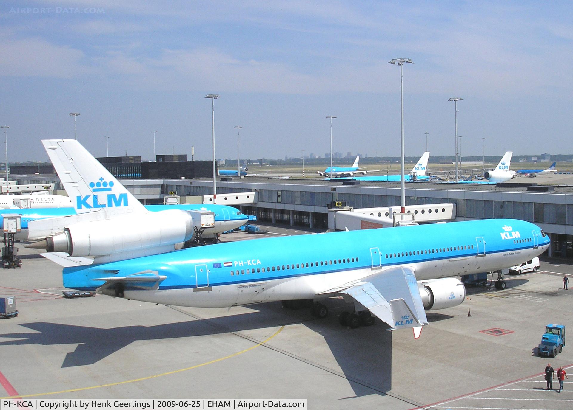 PH-KCA, 1993 McDonnell Douglas MD-11 C/N 48555, Schiphol Airport