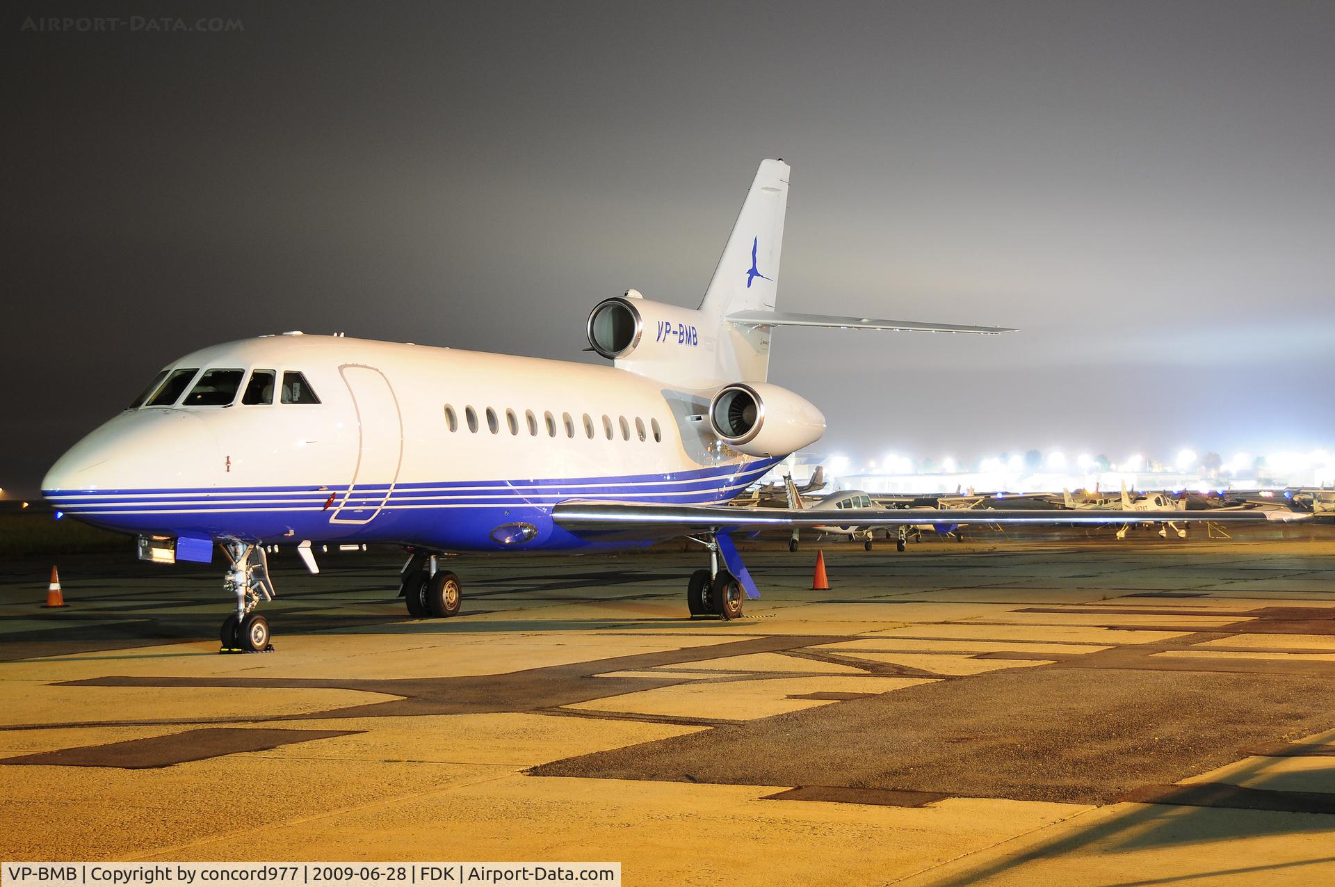 VP-BMB, 1988 Dassault Falcon 900 C/N 51, Falcon 900 visiting from Bermuda.