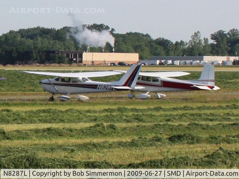 N8287L, 1967 Cessna 172H C/N 17256487, On the ramp at Fort Wayne's Smith Field.