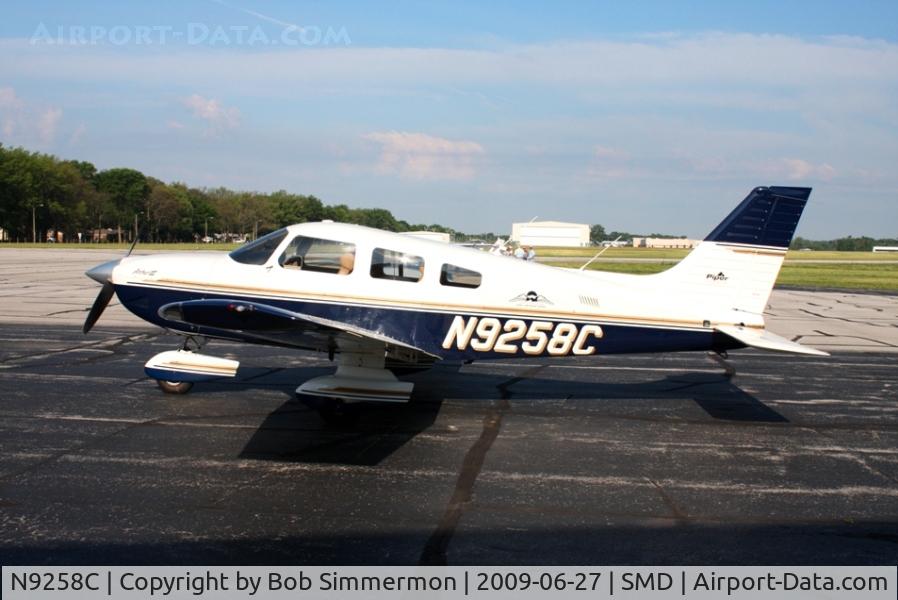 N9258C, 1995 Piper PA-28-181Cherokee C/N 2843002, On the ramp at Fort Wayne's Smith Field.