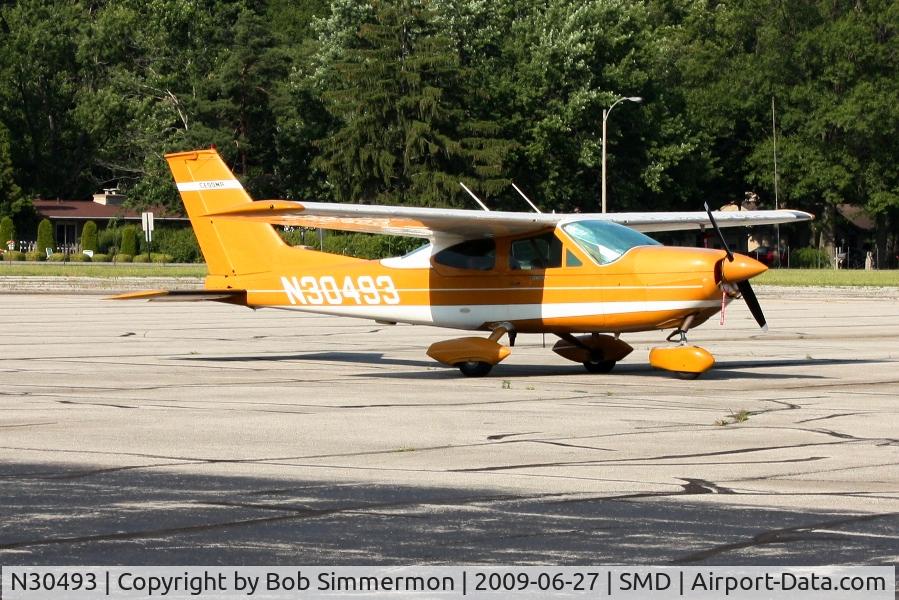 N30493, Cessna 177A Cardinal C/N 17701287, On the ramp at Fort Wayne's Smith Field.