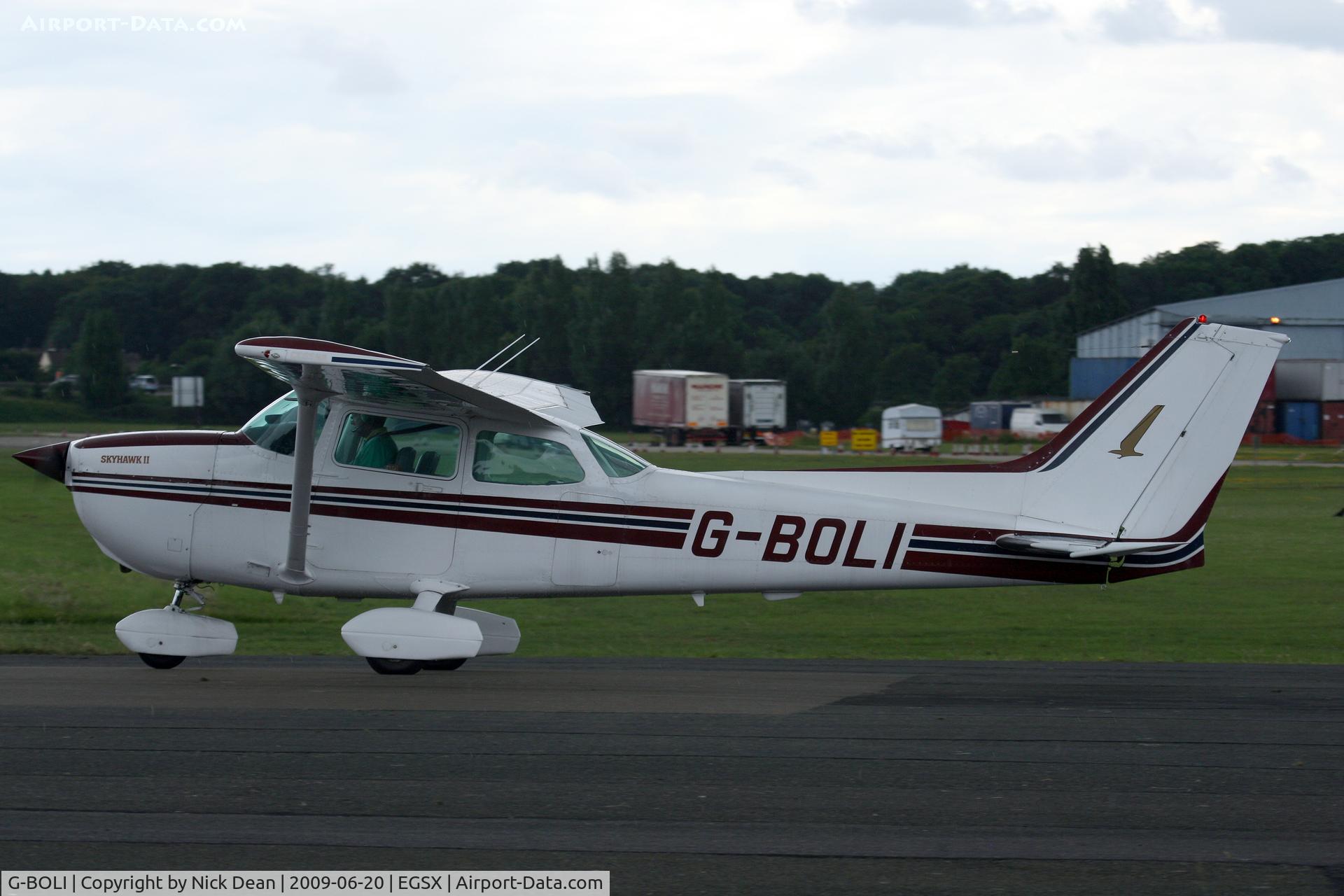 G-BOLI, 1981 Cessna 172P C/N 172-75484, EGSX