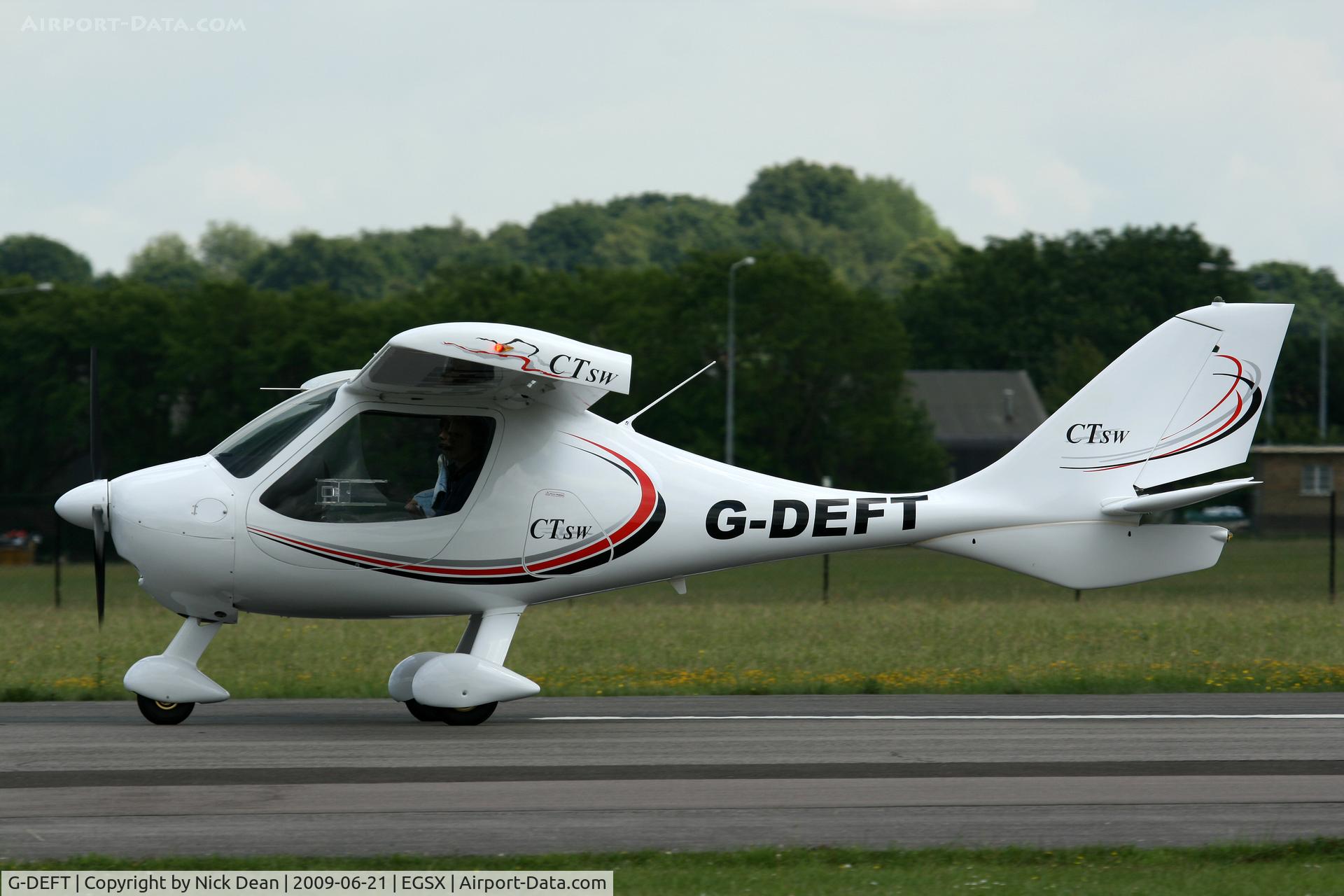 G-DEFT, 2007 Flight Design CTSW C/N 8313, EGSX