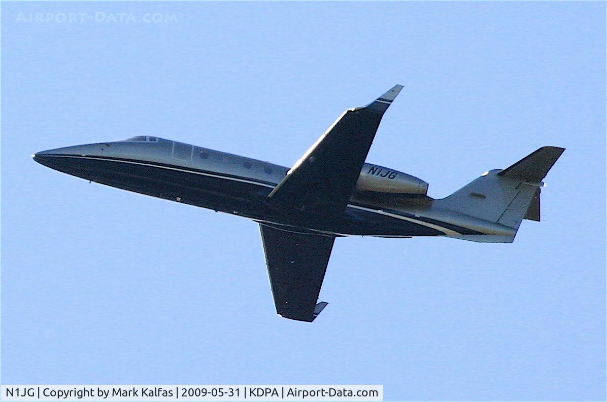 N1JG, 1982 Gates Learjet 55 C/N 55-055, RWY 20R departure KDPA