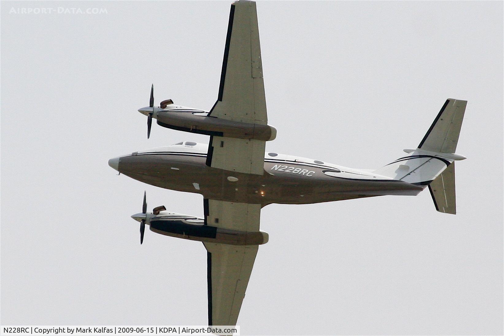 N228RC, 1978 Raytheon Aircraft Company B200 C/N BB-1910, Afternoon departure RWY 2L to KGWB