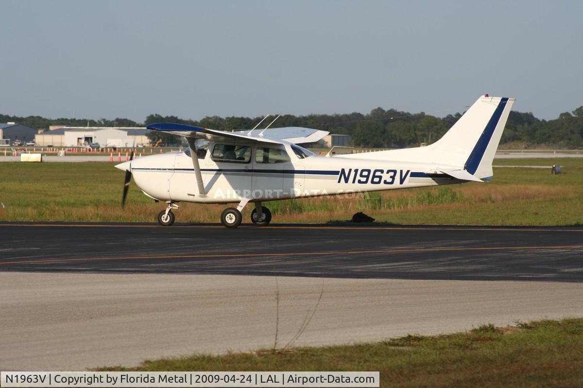 N1963V, 1974 Cessna 172M C/N 17263805, Cessna 172M