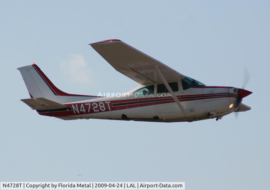 N4728T, 1981 Cessna R182 Skylane RG C/N R18201746, Cessna R182