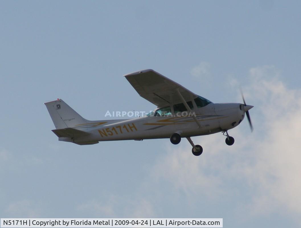 N5171H, 1975 Cessna 172M C/N 17265358, Cessna 172M