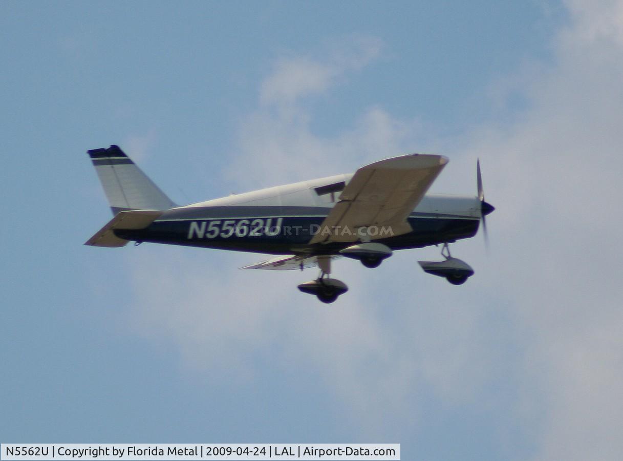 N5562U, 1969 Piper PA-28-140 C/N 28-26288, Piper PA-28-140