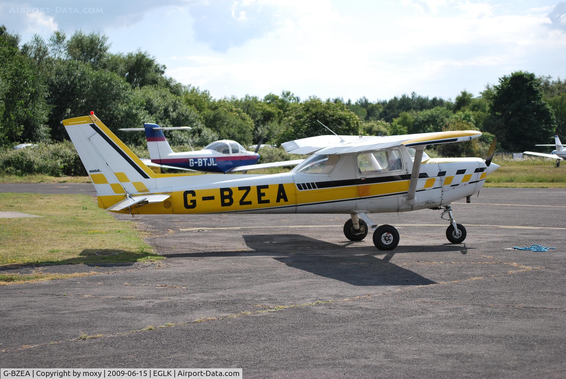 G-BZEA, 1979 Cessna A152 Aerobat C/N A152-0824, CESSNA A152 at Blackbushe