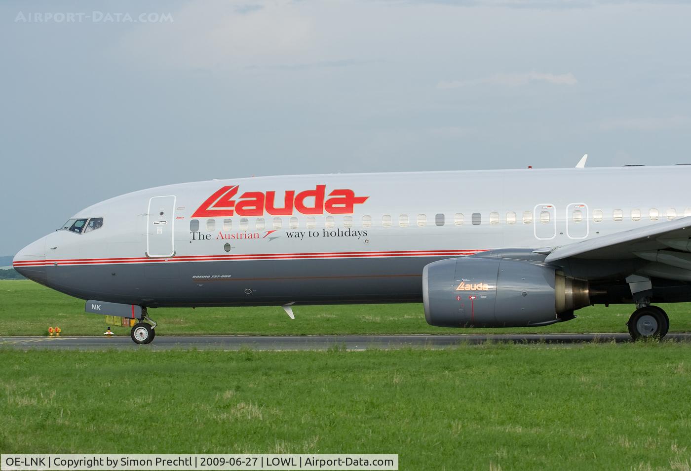 OE-LNK, 1999 Boeing 737-8Z9 C/N 28178, OE-LNK @ Linz Airport