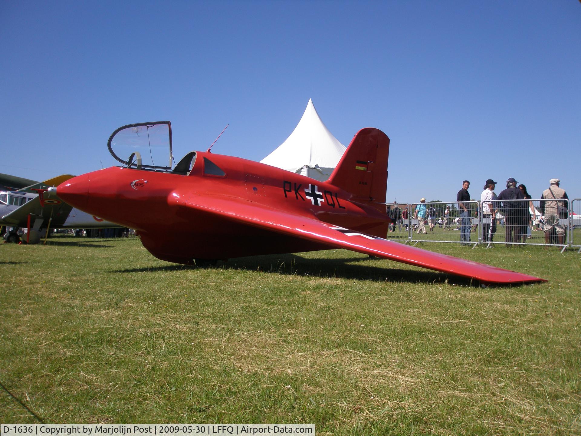 D-1636, Messerschmitt Me-163B-1a Komet Replica C/N PKQL, @ the Meeting Aérien de la Ferté Alais