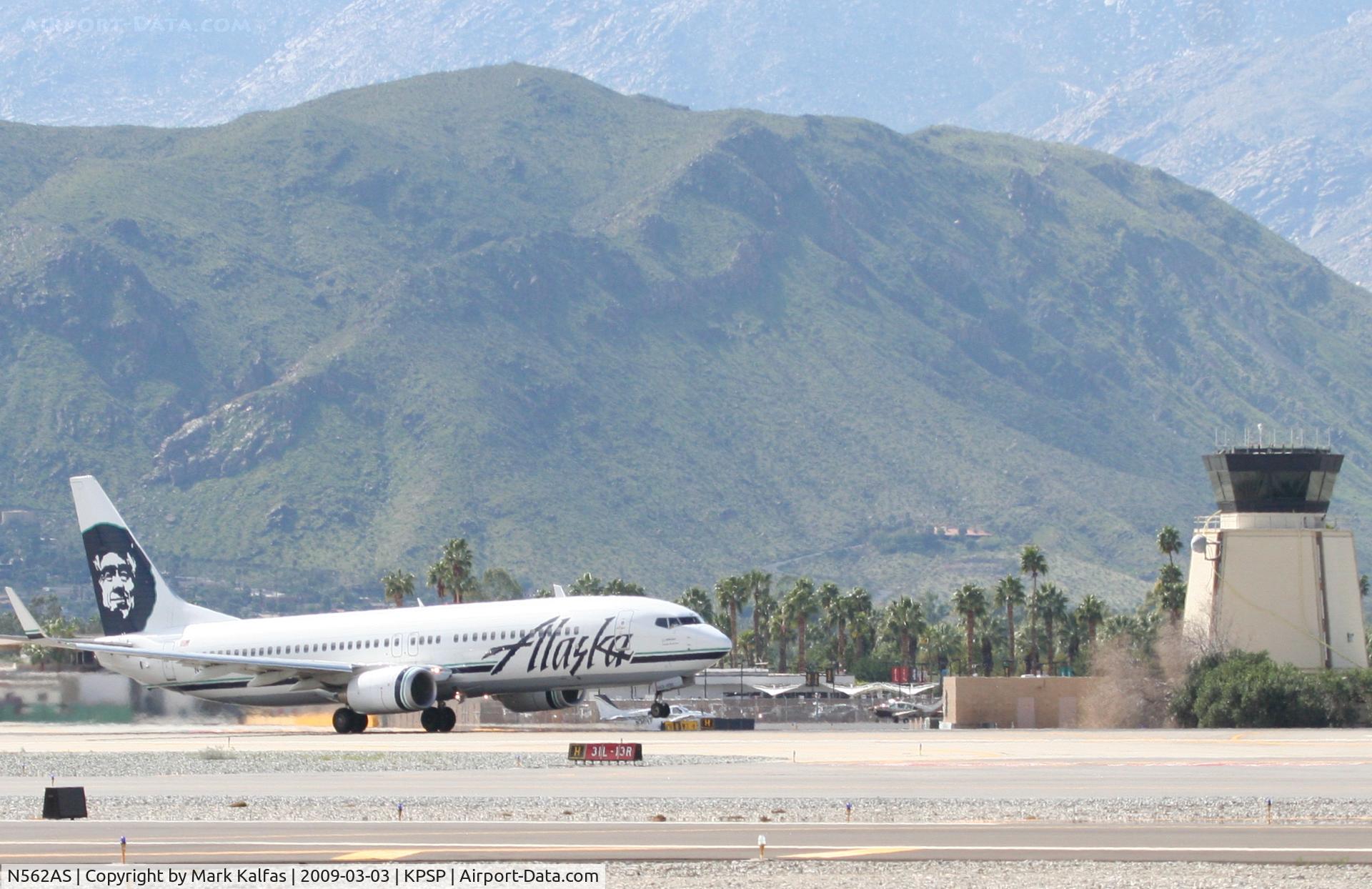 N562AS, 2006 Boeing 737-890 C/N 35091, KPSP RWY 31L Departure