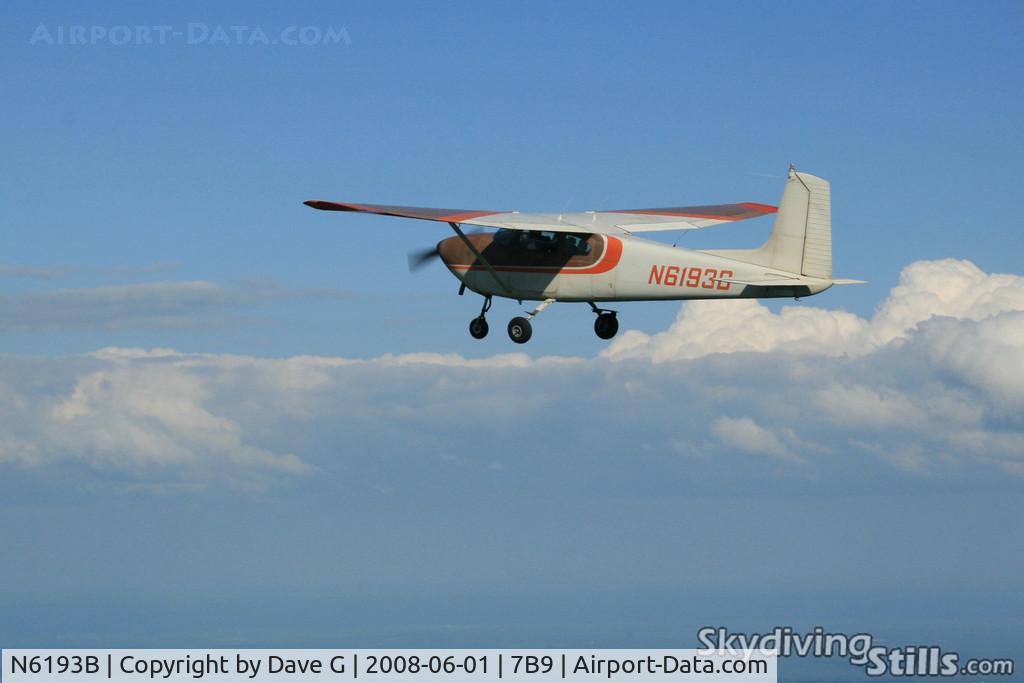 N6193B, 1957 Cessna 182A Skylane C/N 34193, Formation flight over Ellington, CT