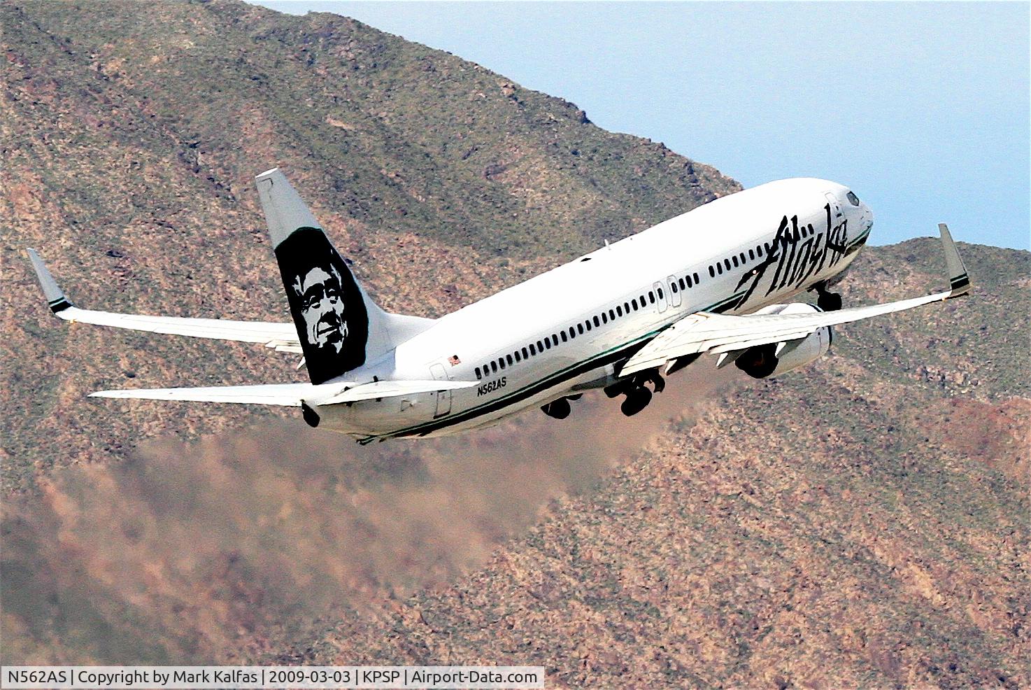 N562AS, 2006 Boeing 737-890 C/N 35091, Nice climb out from 31L to KSFO