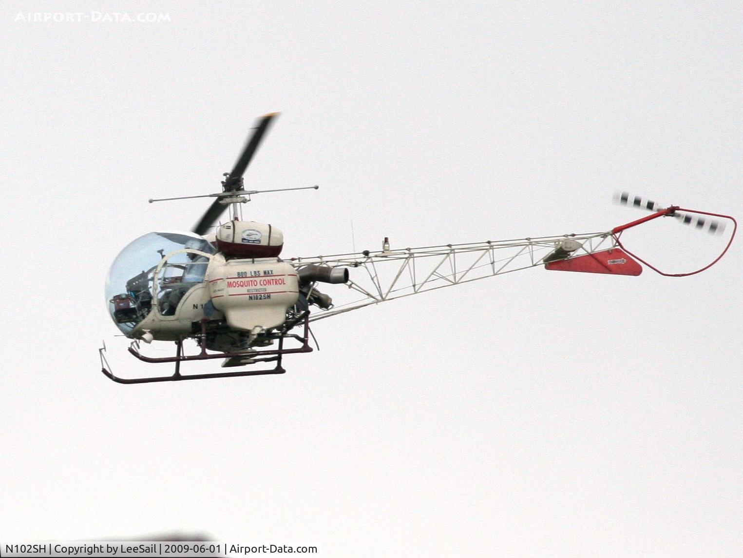 N102SH, 1971 Bell 47G-4A C/N 7762, Operating over Forest Lake, MN
