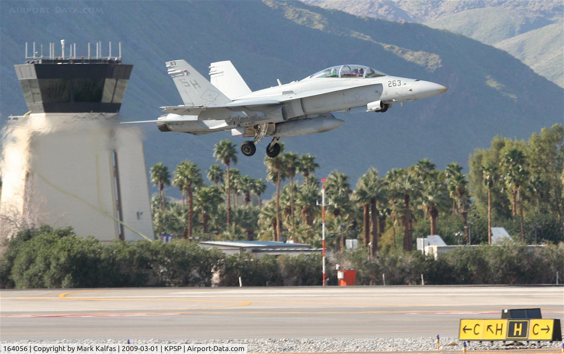 164056, 1990 McDonnell Douglas F/A-18D Hornet C/N 0946/D057, F-18D 164056/VMFAT-101/263 