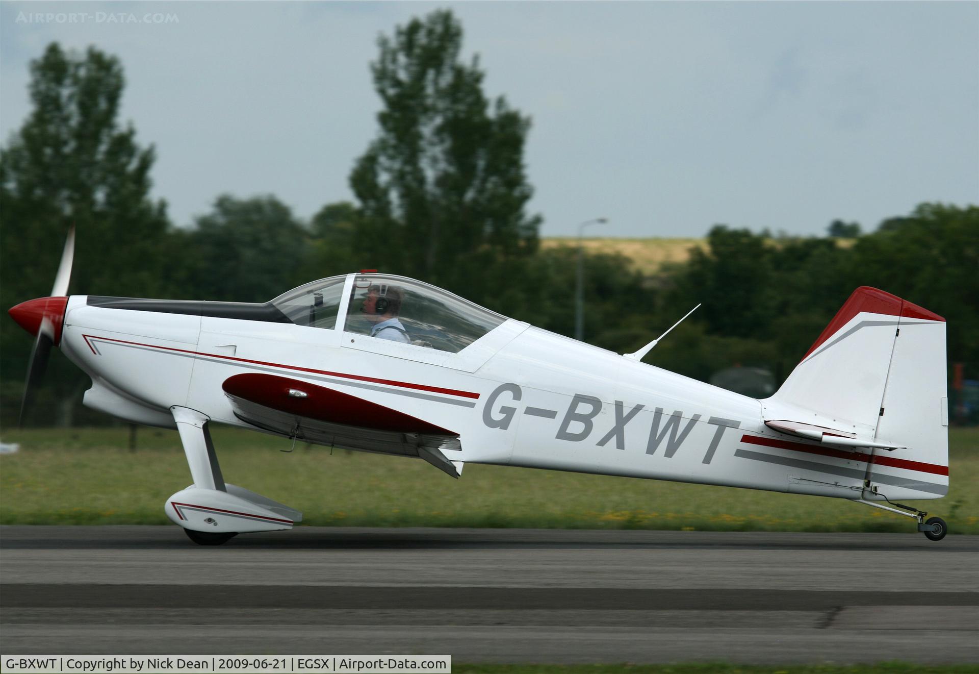 G-BXWT, 2000 Vans RV-6 C/N PFA 181-12639, EGSX