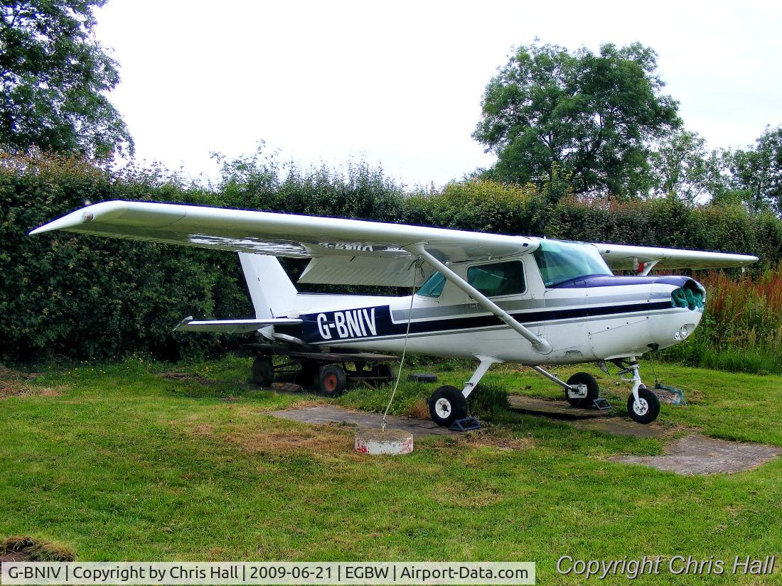 G-BNIV, 1981 Cessna 152 C/N 152-84866, Aerohire Ltd. De-registered 14/08/2008. Previous ID: N4972P