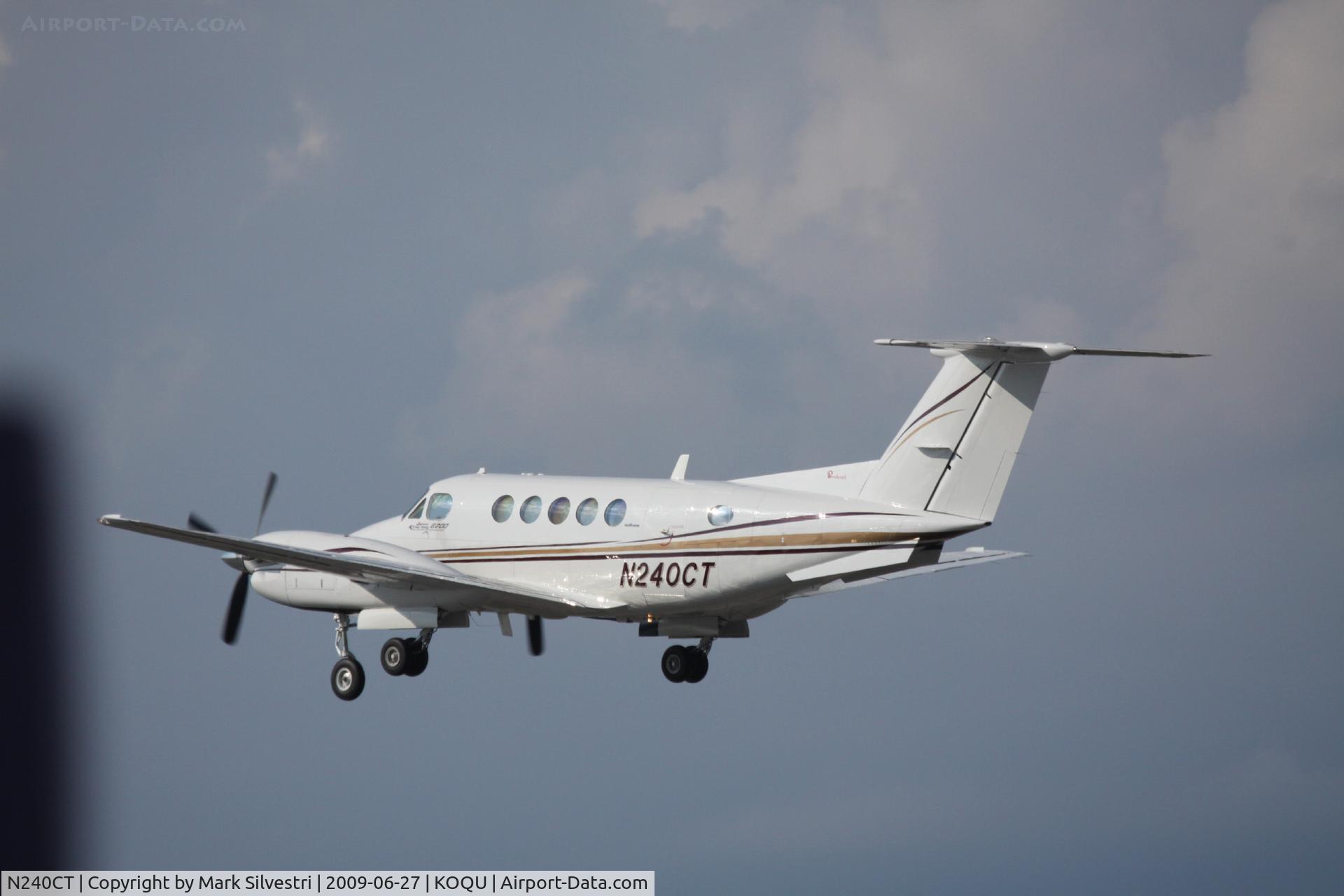 N240CT, 1982 Beech B200 King Air C/N BB-1063, 2009 Quonset Point, RI - Airshow
