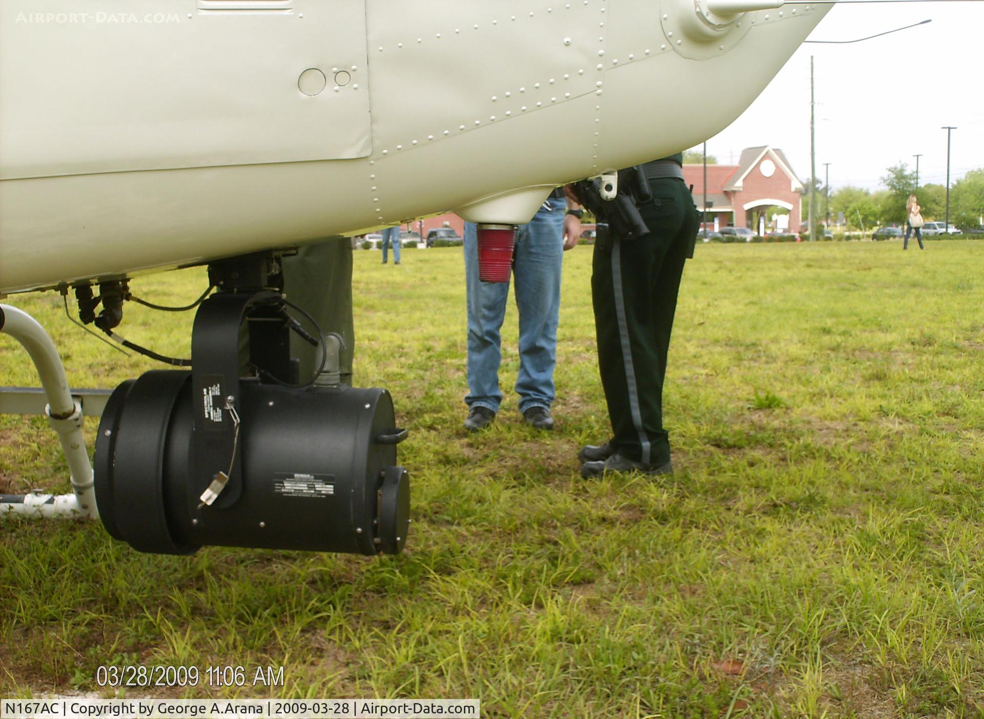 N167AC, Bell OH-58A C/N 70-15620, Searchlight