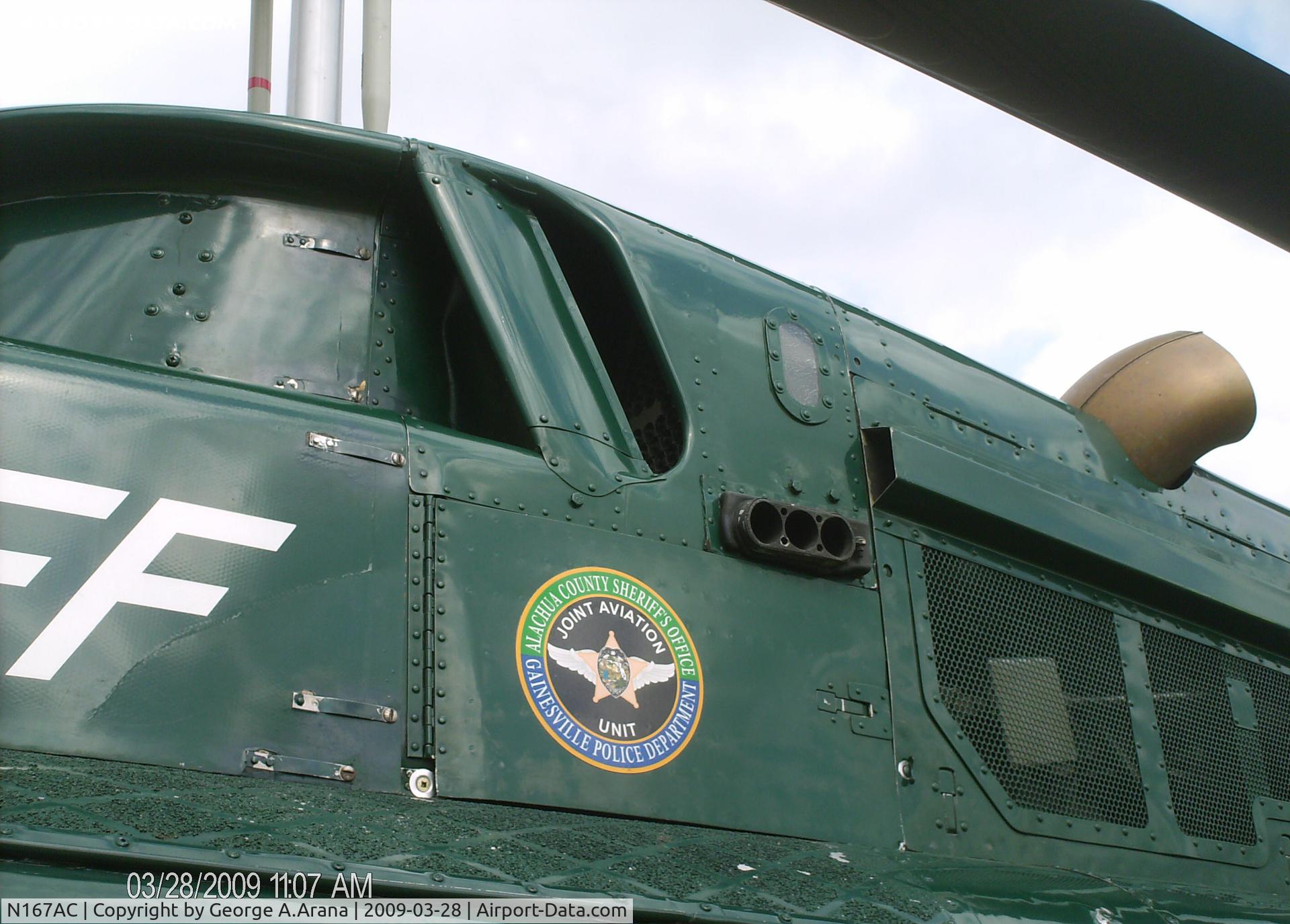 N167AC, Bell OH-58A C/N 70-15620, Port engine air intake
