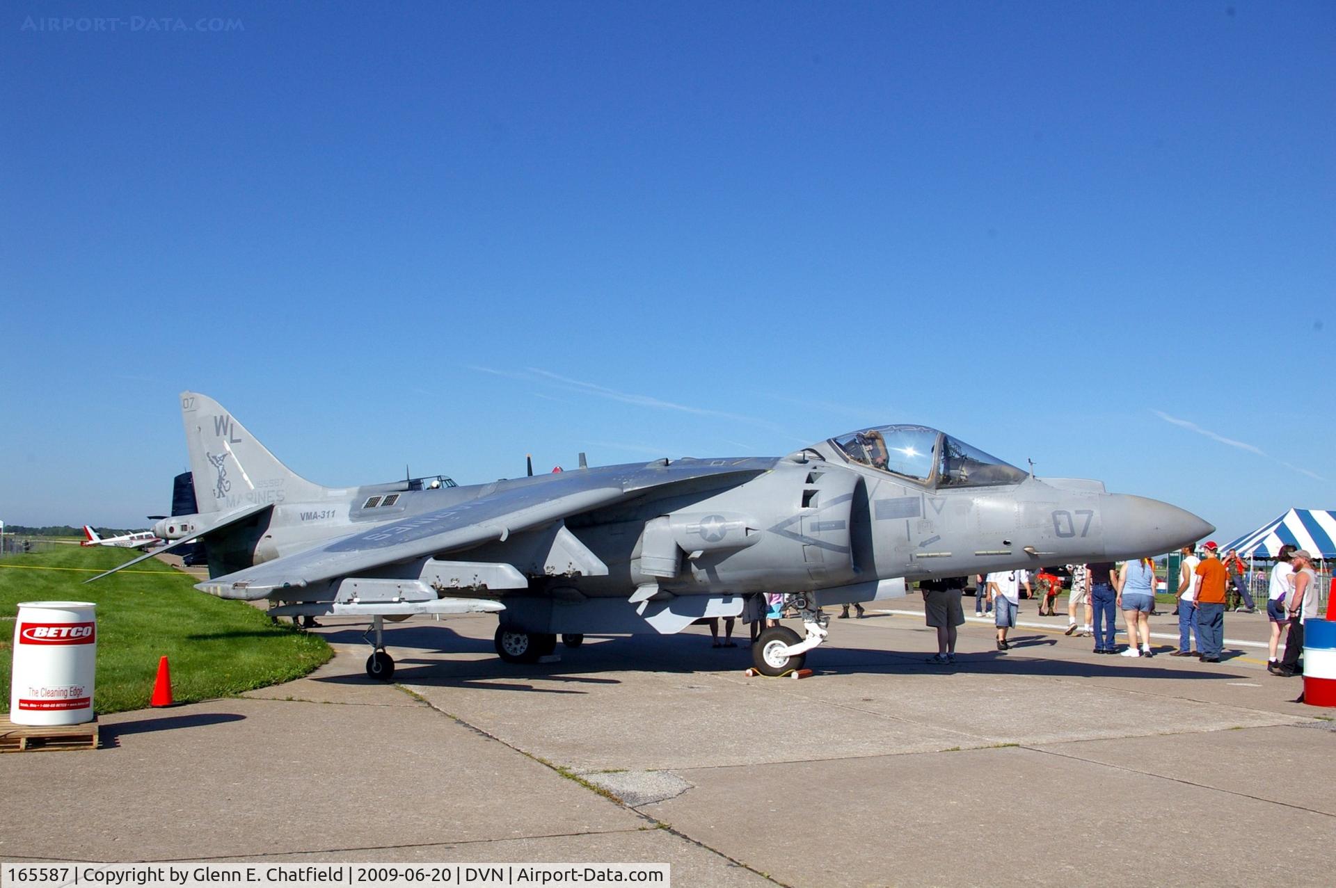 165587, Boeing AV-8B+(R)-27-MC Harrier II Plus C/N B324, Quad Cities Air Show