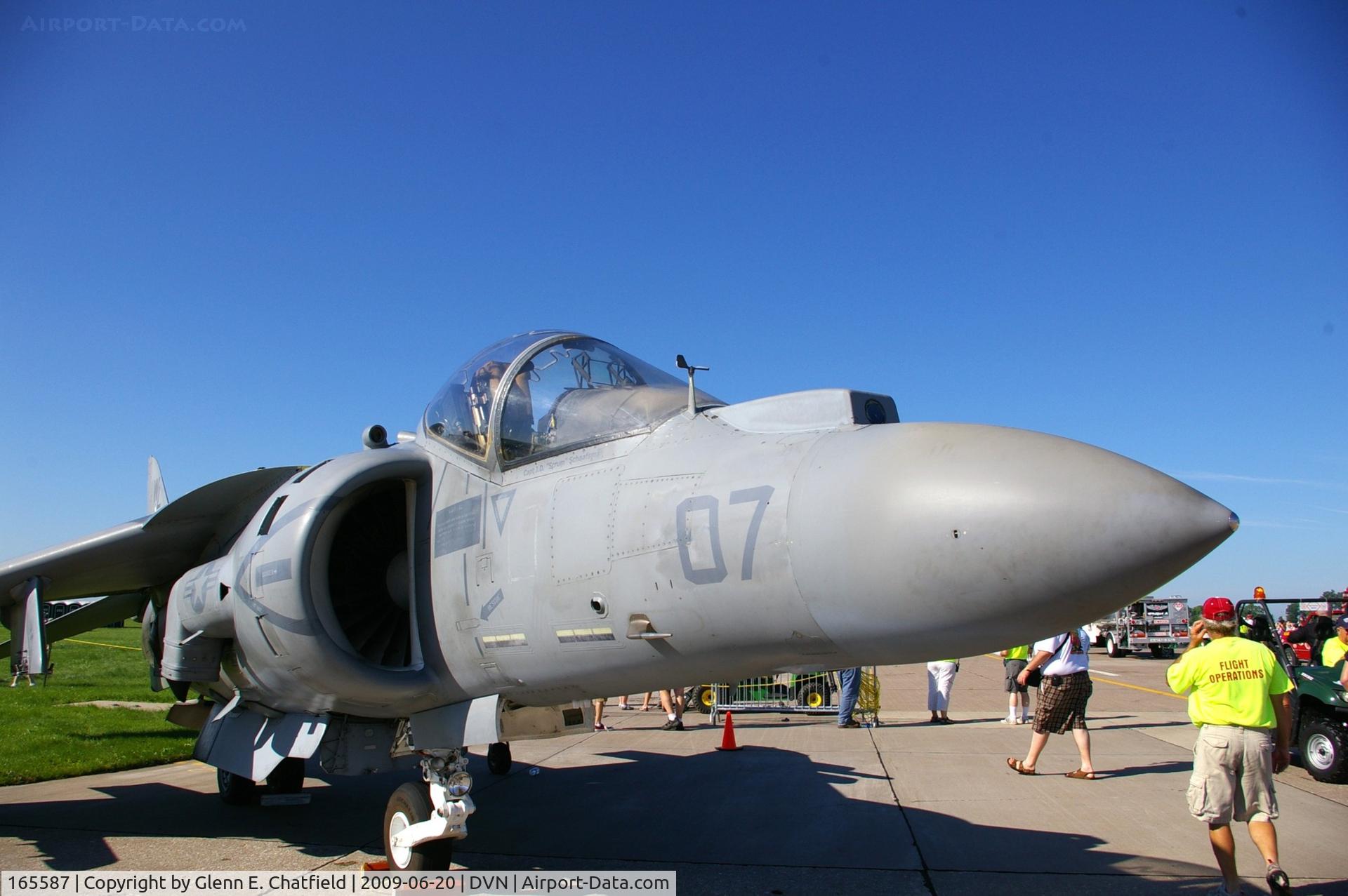 165587, Boeing AV-8B+(R)-27-MC Harrier II Plus C/N B324, Quad Cities Air Show