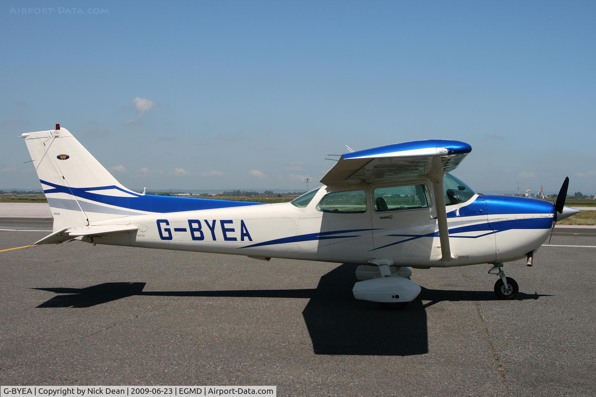 G-BYEA, 1981 Cessna 172P C/N 172-75464, EGMD
