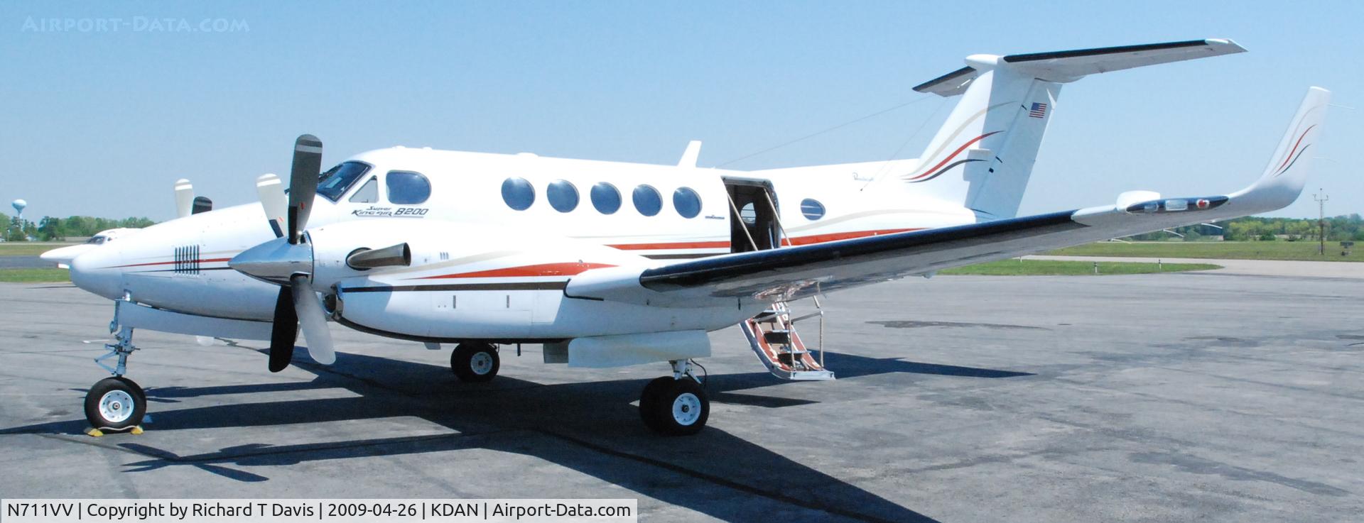N711VV, 1990 Beech B200 King Air C/N BB-1365, 1990 Beech B200 in Danville Va.