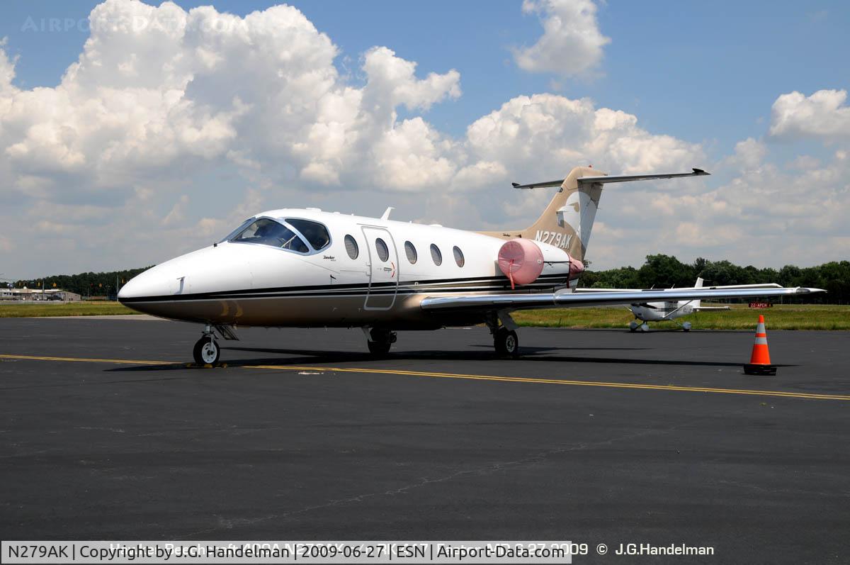 N279AK, Raytheon Aircraft Company 400A C/N RK-419, at Easton MD airport