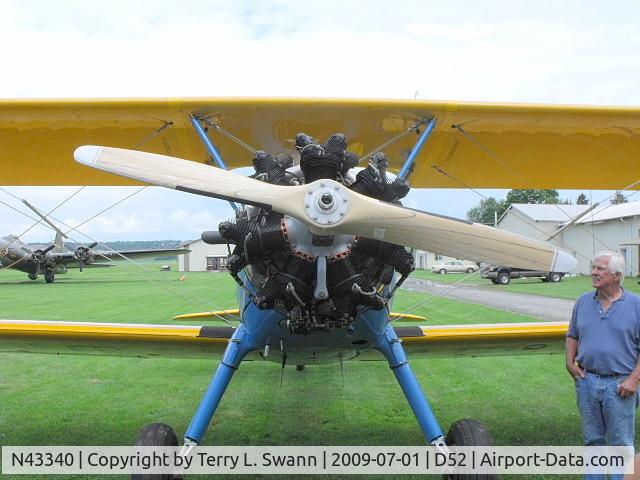 N43340, 1943 Boeing E75 C/N 75-5999, Parked at Geneseo.