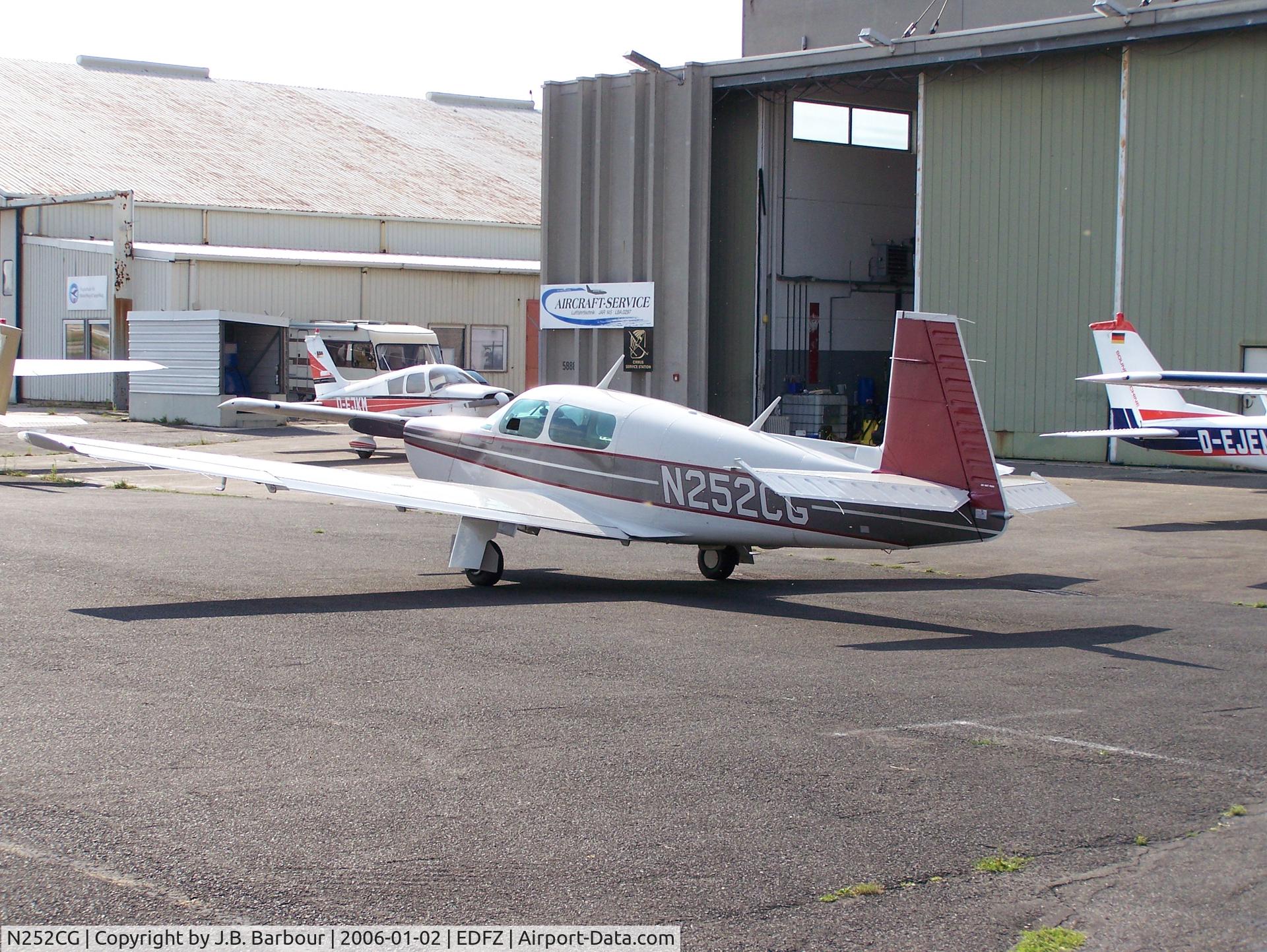 N252CG, Mooney M20K C/N 25-1033, Ah the Moony's