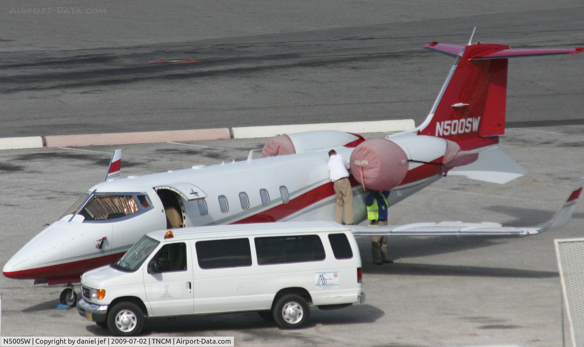 N500SW, 1976 Gates Learjet 24D C/N 325, park at the  tncm ramp look at my registartion thats what i use to be and thats what i am now!!!!!!!!! my regitration use to be N864PA..