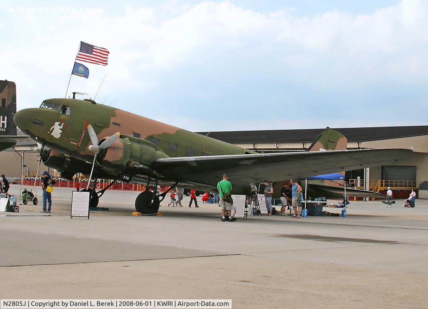 N2805J, 1944 Douglas DC3C-R-1830-90C C/N 20835, This Skytrain is being restored as a Vietnam War 