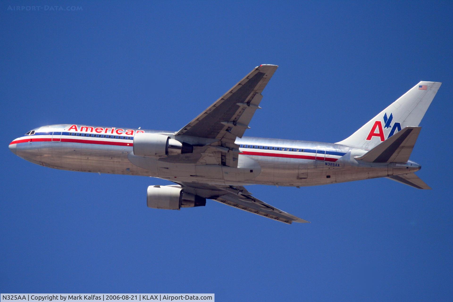 N325AA, 1986 Boeing 767-223 C/N 22326, KLAX 25R Departure