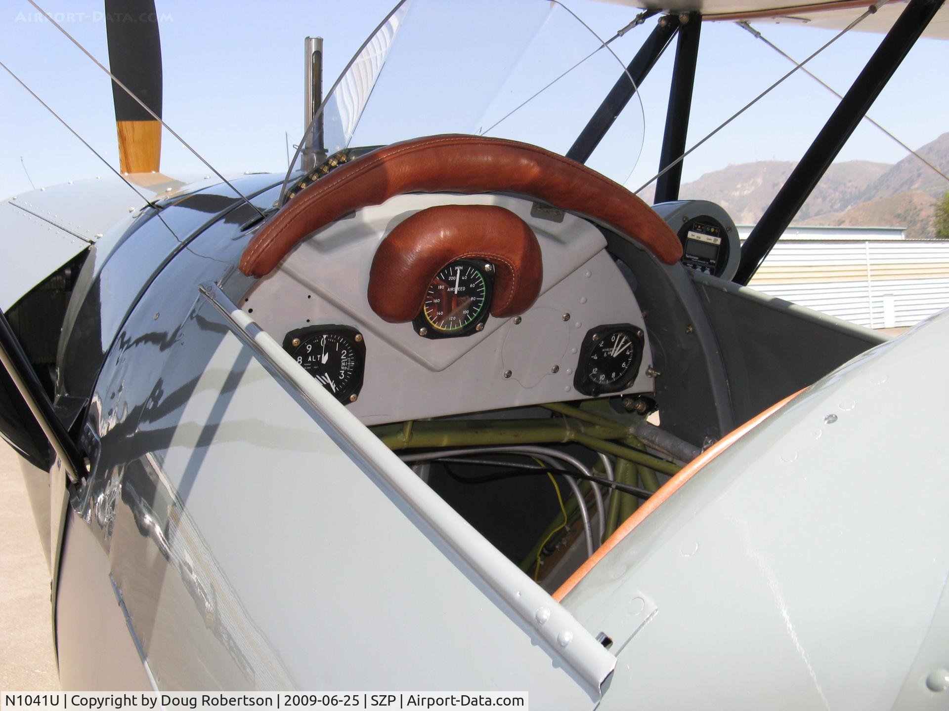 N1041U, 1981 CASA 1-131 Jungmann C/N E3B-469, 1981 Bucker Jungmann C.A.S.A. 1.131, Lycoming O-320 conversion, front panel