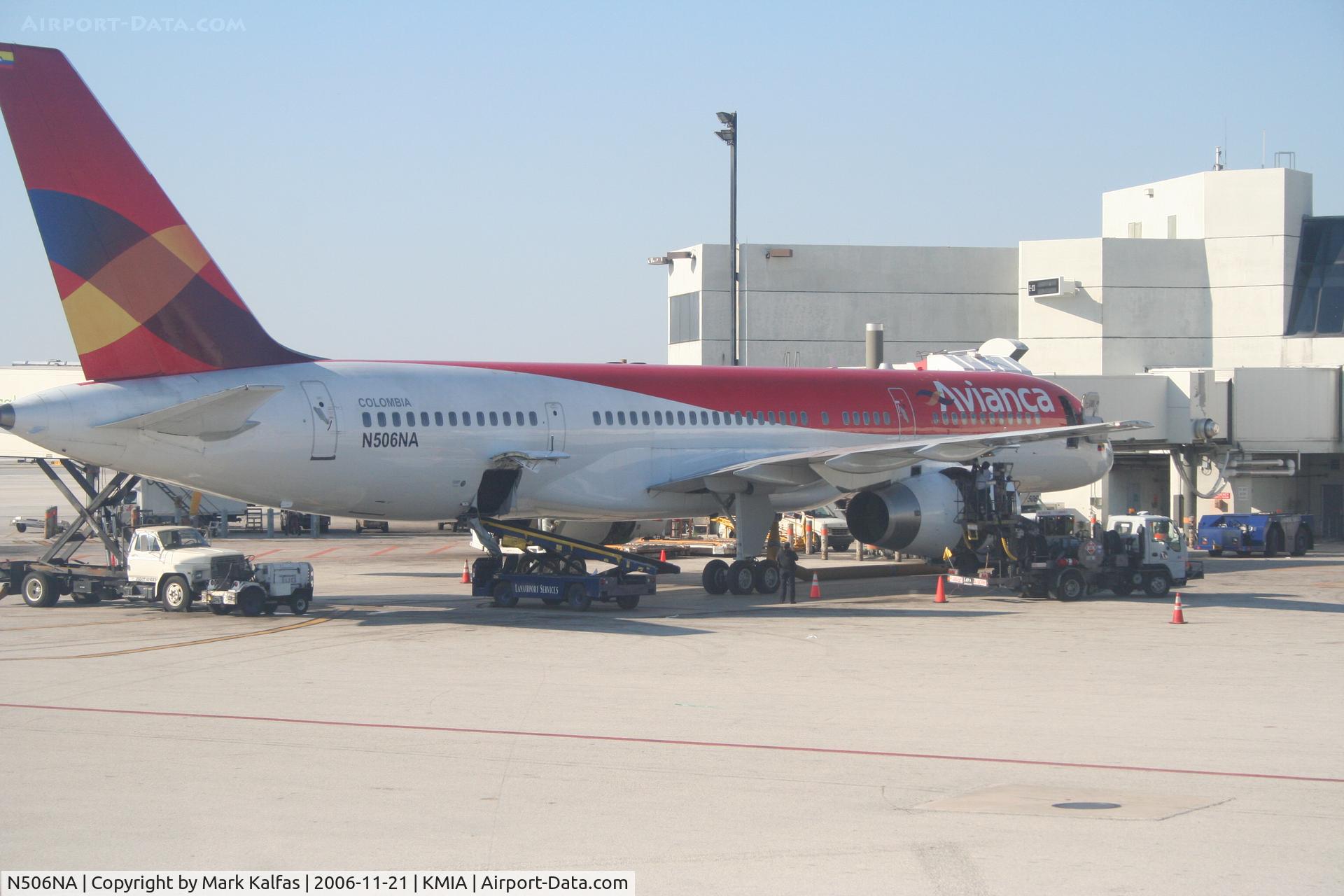 N506NA, 1990 Boeing 757-236 C/N 24771, Avianca 757-236, N506NA on the gate at KMIA.