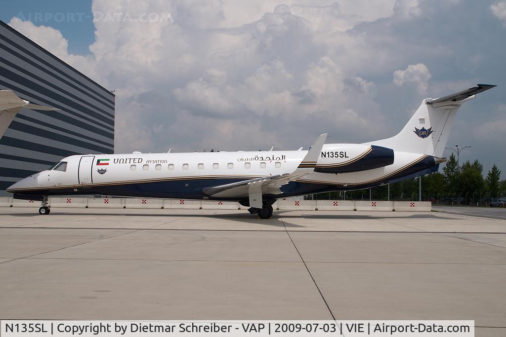 N135SL, 2003 Embraer EMB-135BJ Legacy C/N 145711, United Aviation Embraer 135