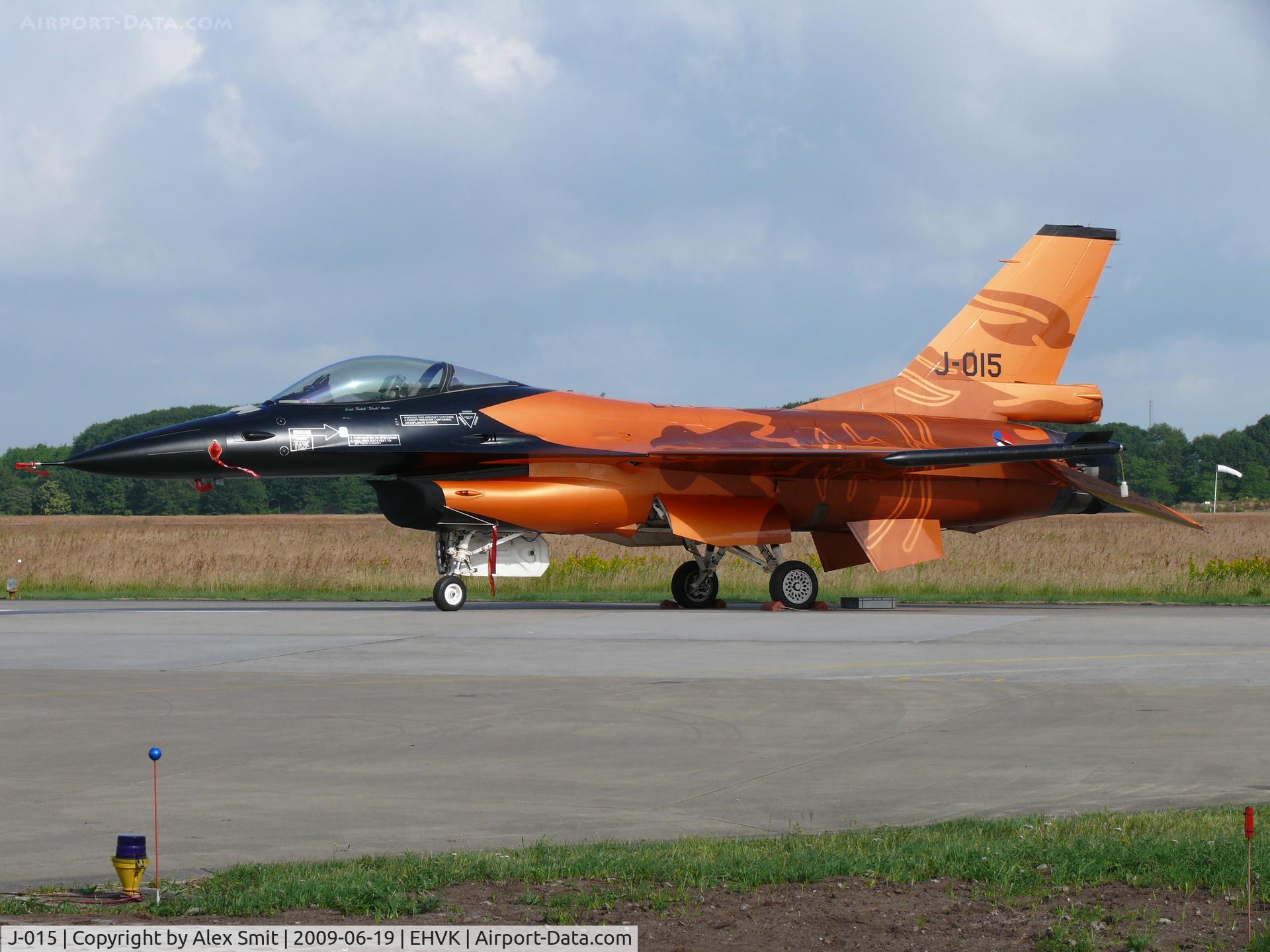 J-015, 1991 Fokker F-16A Fighting Falcon C/N 6D-171, General Dynamics F-16AM Fighting Falcon J-015 Royal Netherlands Air Force Demo-aircraft in beautiful colors