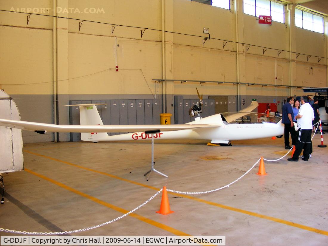 G-DDJF, 2005 Schempp-Hirth Duo Discus T C/N 121, privately owned powered sailplane